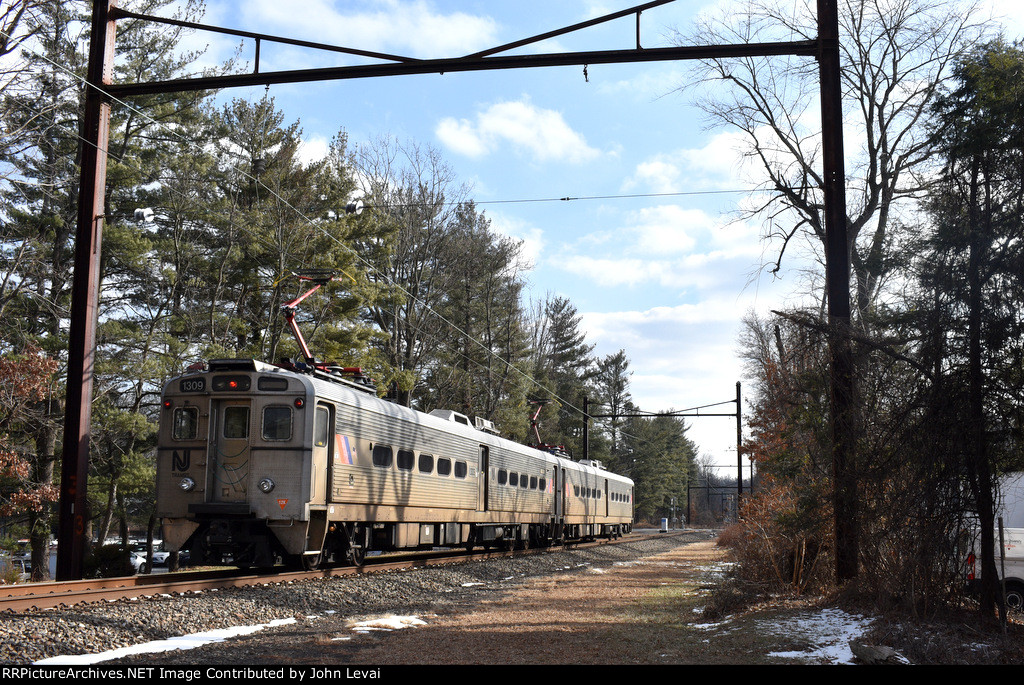 Heading away from me and toward the Faculty Road Grade Crossing 